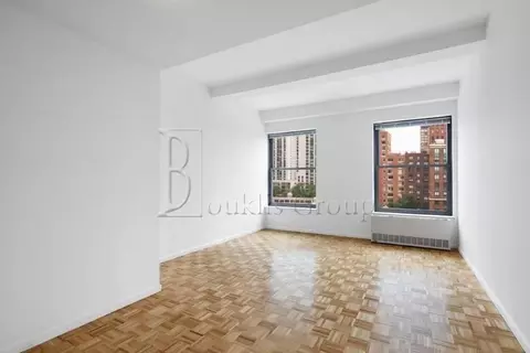 30 Carlisle St #9B, New York, NY 10006