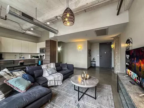 555 Evergreen St #1231690P, Dallas, TX 75201