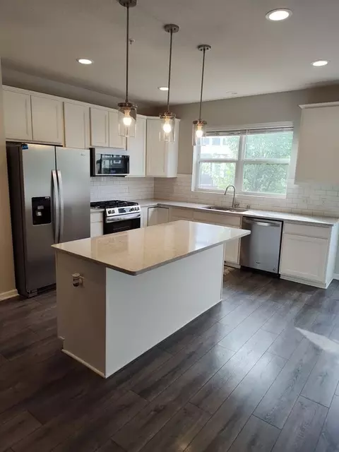 5236 Hampton St NE, Prior Lake, MN 55372
