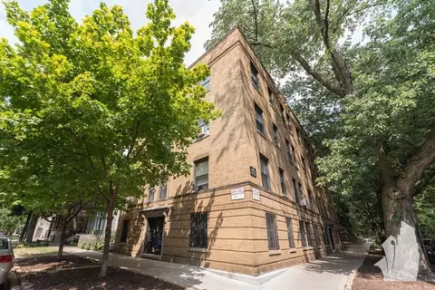 1056 W Lill Ave #1056-2, Chicago, IL 60614