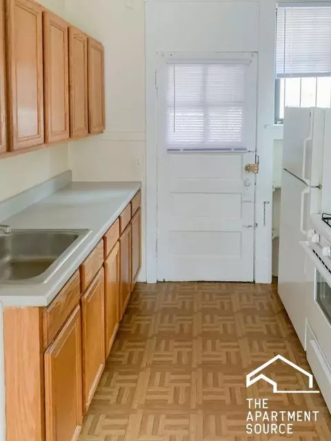 w arlington pl, Chicago, IL 60614