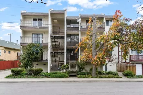 321 Athol Ave #1, Oakland, CA 94606