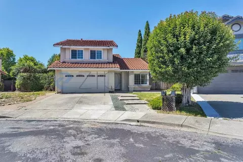 32805 Palmdale Ct, Union City, CA 94587