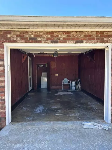 1706 Danenhower Rd, Pendleton, SC 29670 photo 2