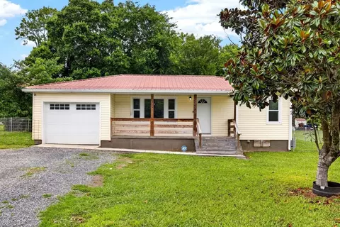 5475 Harpo St NW, Cleveland, TN 37312