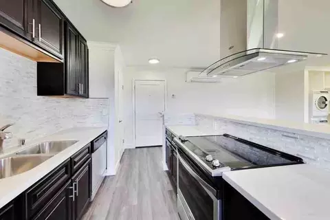 1662 Hollenbeck Ave #19, Sunnyvale, CA 94087