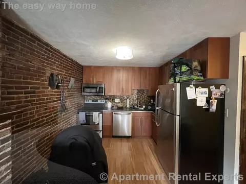 267 Main St #2A, Boston, MA 02129