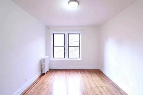 139-12 34th Rd #E2, Flushing, NY 11354