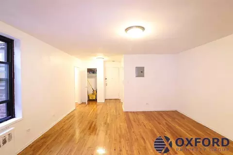 143-45 Sanford Ave #203, Flushing, NY 11355