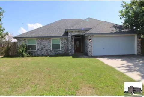 2702 Cactus Dr, Killeen, TX 76549
