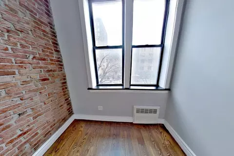 234 W 14th St #5C, New York, NY 10011
