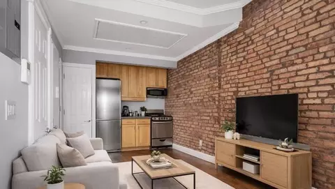 521 E 5th St #2D, New York, NY 10009