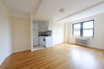 850 Amsterdam Ave #9B, New York, NY 10025