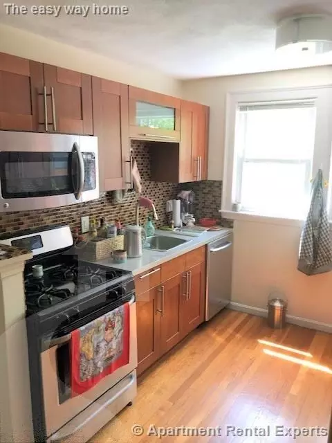 38 Day St #41, Somerville, MA 02144