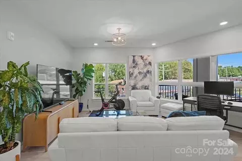 3630 N Davidson St #3313, Charlotte, NC 28205