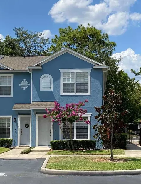 102 Wilton Cir #102, Sanford, FL 32773