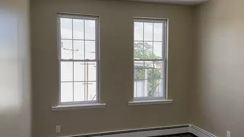 667 Charles St #3, Perth Amboy, NJ 08861