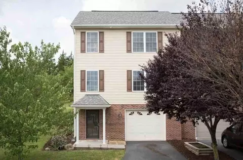 525 Pointe Dr #NA, Harrisonburg, VA 22801