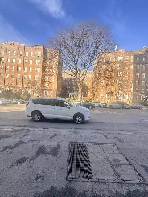 141-25 Northern Blvd #A14, New York, NY 11354