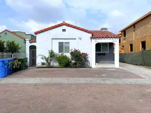 831 E 82nd St, Los Angeles, CA 90001