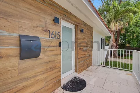 1615 Taft St, Hollywood, FL 33020