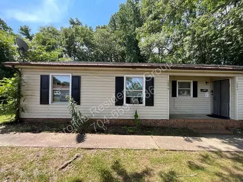 1380 Fairley Ave #B, Monroe, NC 28110