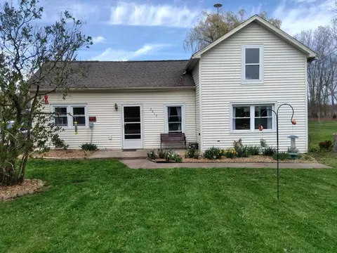 2017 E Bellevue Hwy #2017, Charlotte, MI 48813