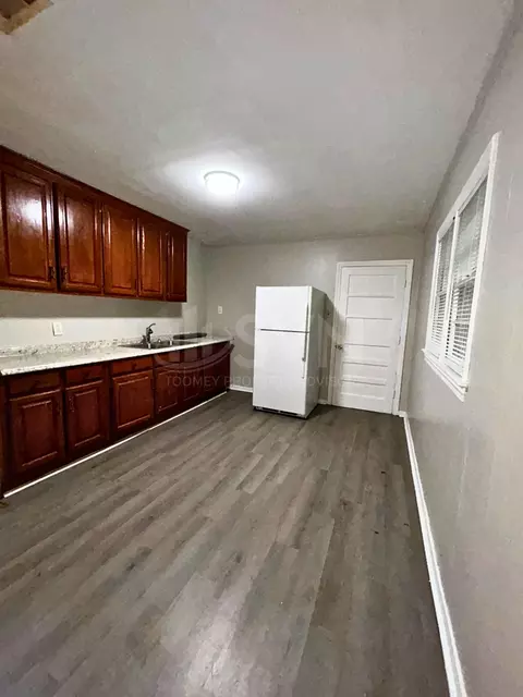 2958 Frederick St, Mobile, AL 36607 photo 2