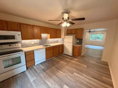 83 Valley Rd #C, Lancaster, PA 17601