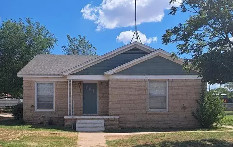 844 Chestnut St, Colorado City, TX 79512