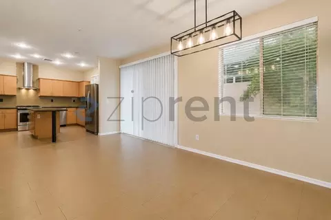 2315 E Pinchot Ave #128, Phoenix, AZ 85016