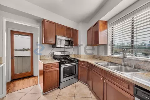 4239 Massachusetts Ave, La Mesa, CA 91941 photo 3