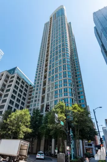 345 N La Salle Dr #3107, Chicago, IL 60654