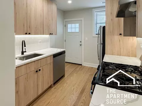 1908 W Winnemac Ave #2, Chicago, IL 60640