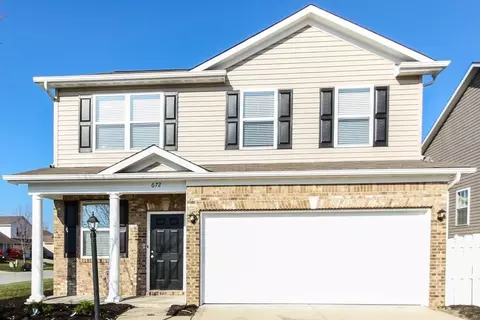 672 Cloverfield Ln, Greenwood, IN 46143