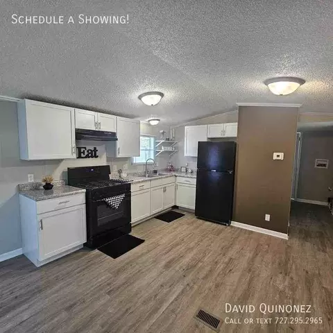 2737 W Washington Center Rd #287, Fort Wayne, IN 46818