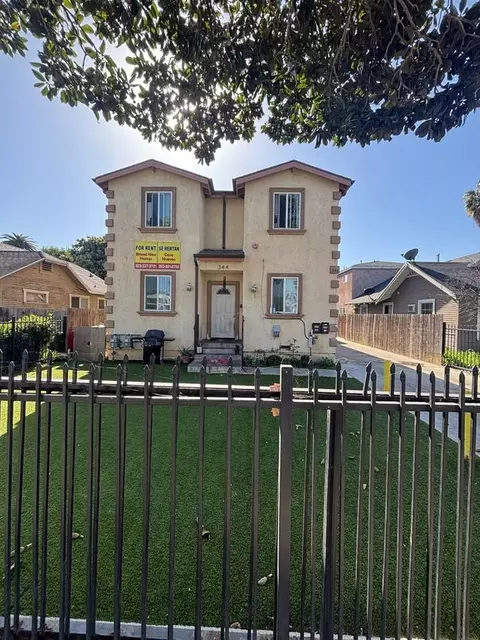 346 E 75th St, Los Angeles, CA 90003