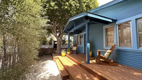 28 24th Ave #A, Venice, CA 90291