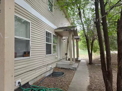 1135 S Navajo St, Denver, CO 80223