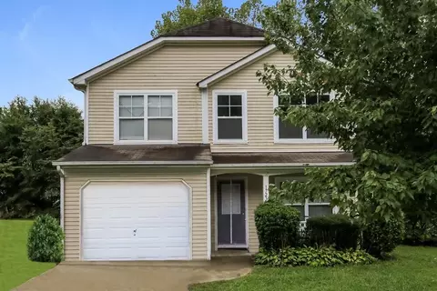 1723 Carmenet Ln, Charlotte, NC 28214