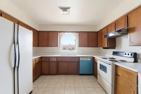 1107 N July Cir, Mesa, AZ 85203