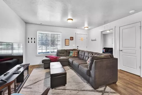 159 W Peach Springs St #1547107P, Meridian, ID 83646