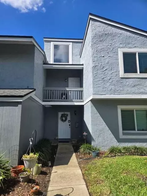 713 Saint Michael Ln, Altamonte Springs, FL 32714