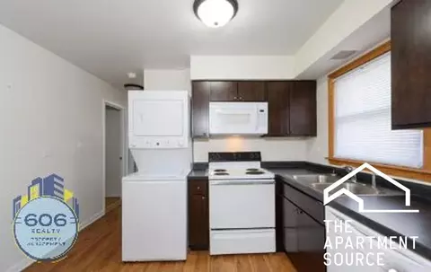 9453 Maple Dr #3B, Rosemont, IL 60018