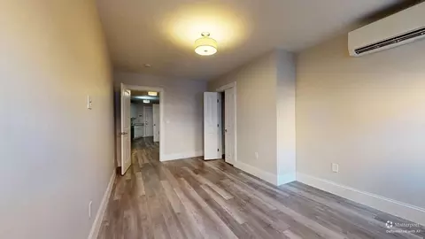 108 Meridian St #3, Boston, MA 02128