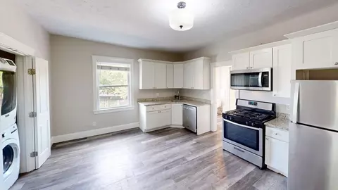 108 Meridian St #3, Boston, MA 02128