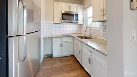 298 Meridian St #298-1, Boston, MA 02128