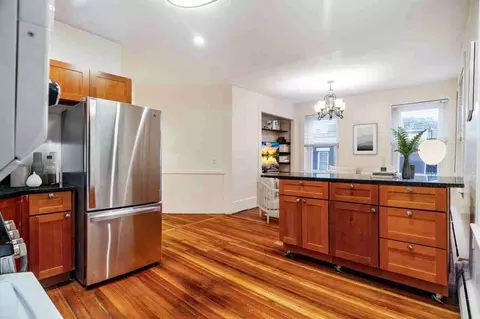 126 Day St #1, Boston, MA 02130