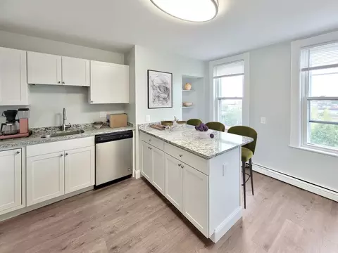 114 Falcon St #2, Boston, MA 02128