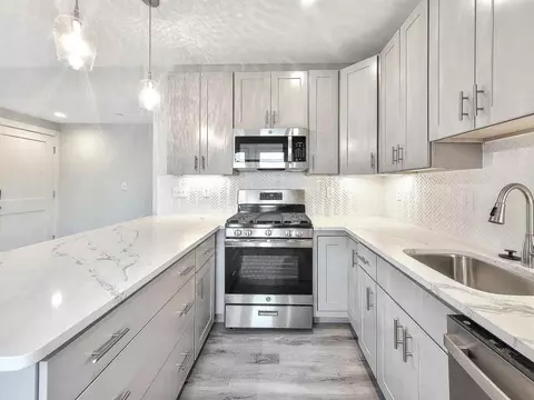 86 Fayston St #3, Boston, MA 02121